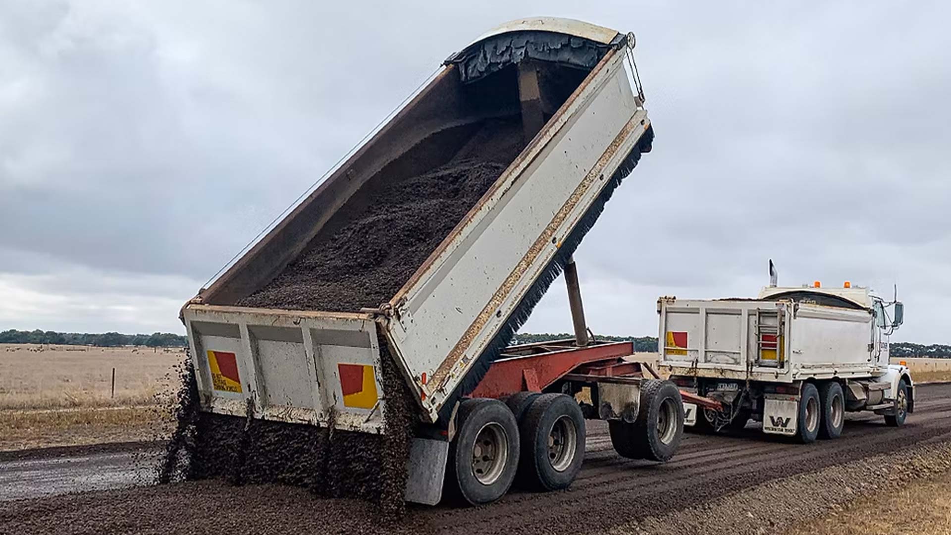 Quartz gravel for road construction, Geelong