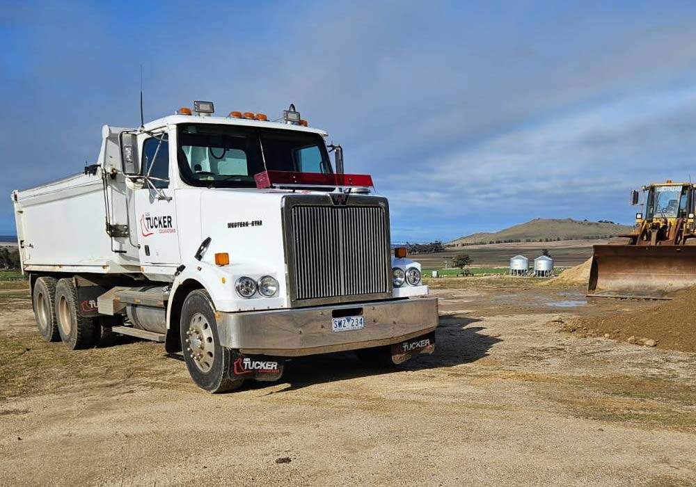 Construction truck for hire Geelong